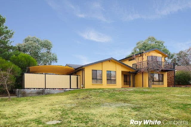 1 Golding Place, CHISHOLM ACT 2905, Chisholm - Image 1