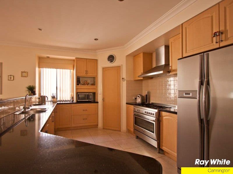 14 Beckenham Street, BECKENHAM WA 6107, Beckenham - Thumbnail 2