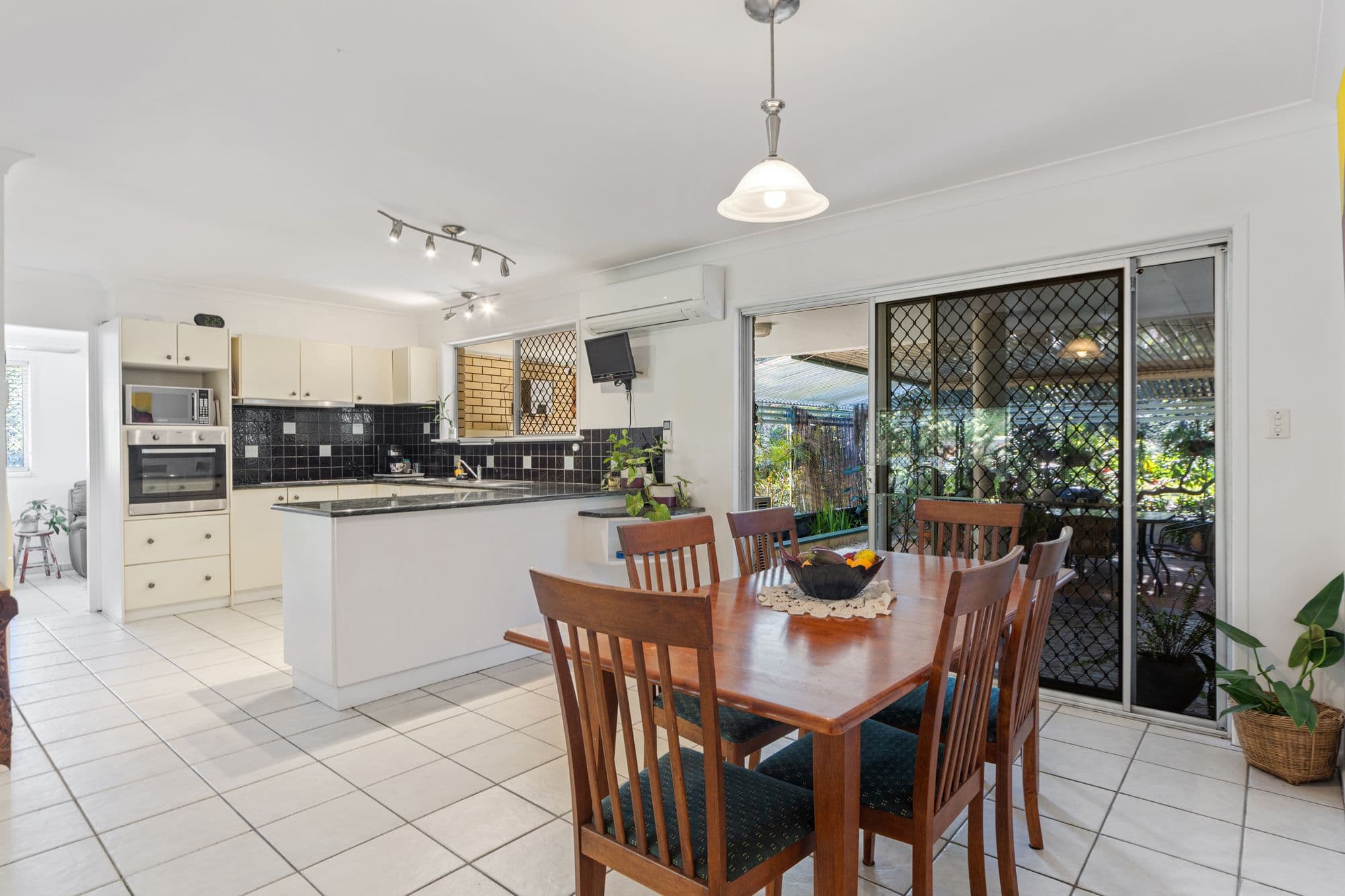 5 May Street, Deception Bay QLD 4508, Deception Bay - Thumbnail 7