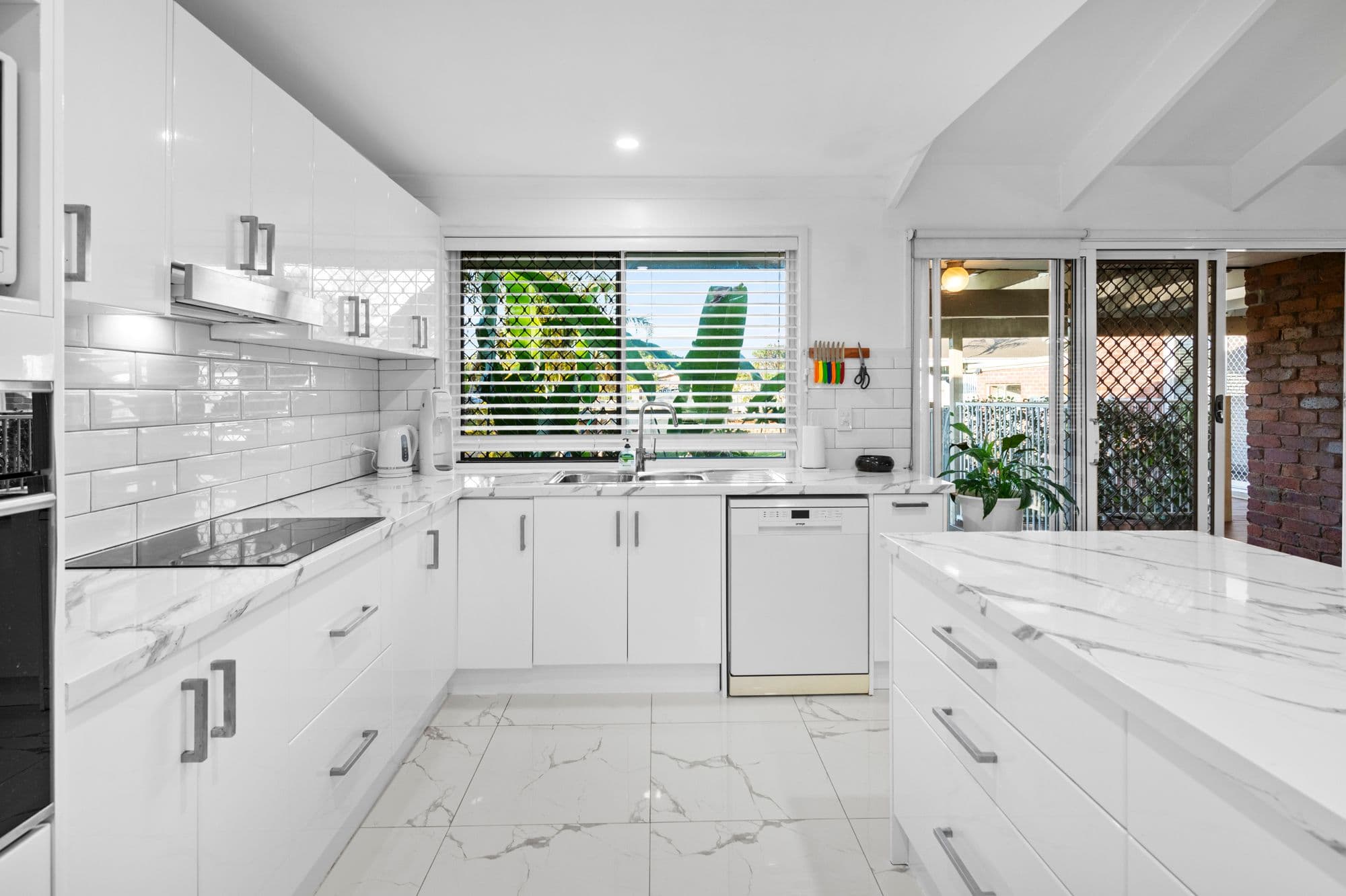 24 Kallaroo Crescent, Ashmore QLD 4214, Ashmore - Thumbnail 4