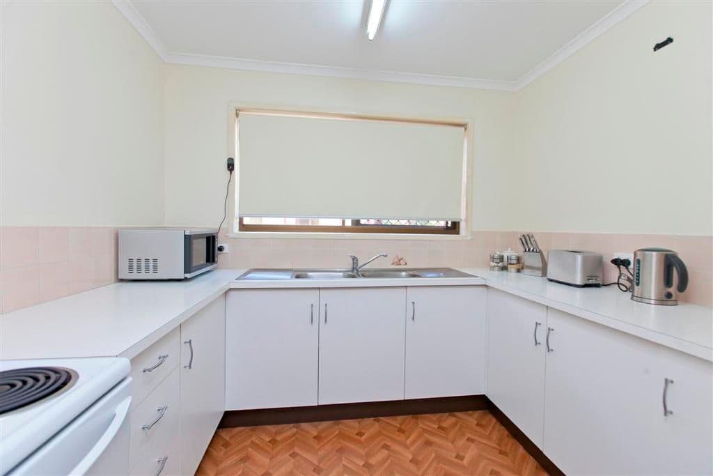 76 Mount Cotton Road, CAPALABA QLD 4157, Capalaba - Thumbnail 2