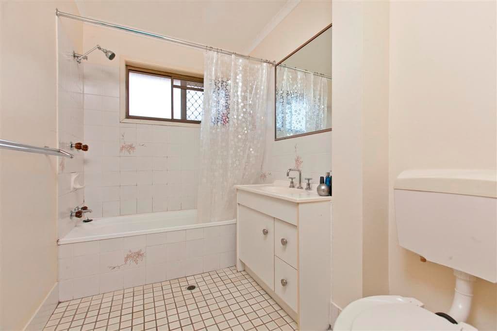 76 Mount Cotton Road, CAPALABA QLD 4157, Capalaba - Thumbnail 5