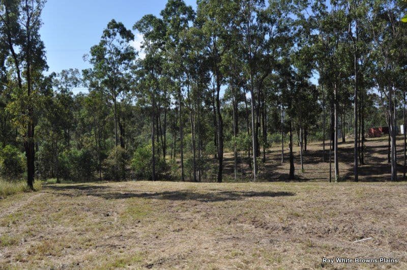 219 Spinebill Drive, GREENBANK QLD 4124, Greenbank - Thumbnail 2