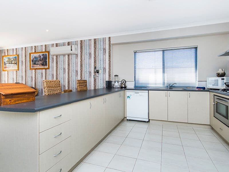 7 Dardanup Lane, Baldivis WA 6171, Baldivis - Thumbnail 8