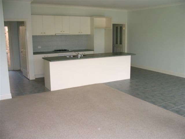 13 Grenville Terrace, ROXBURGH PARK VIC 3064, Roxburgh Park - Thumbnail 4