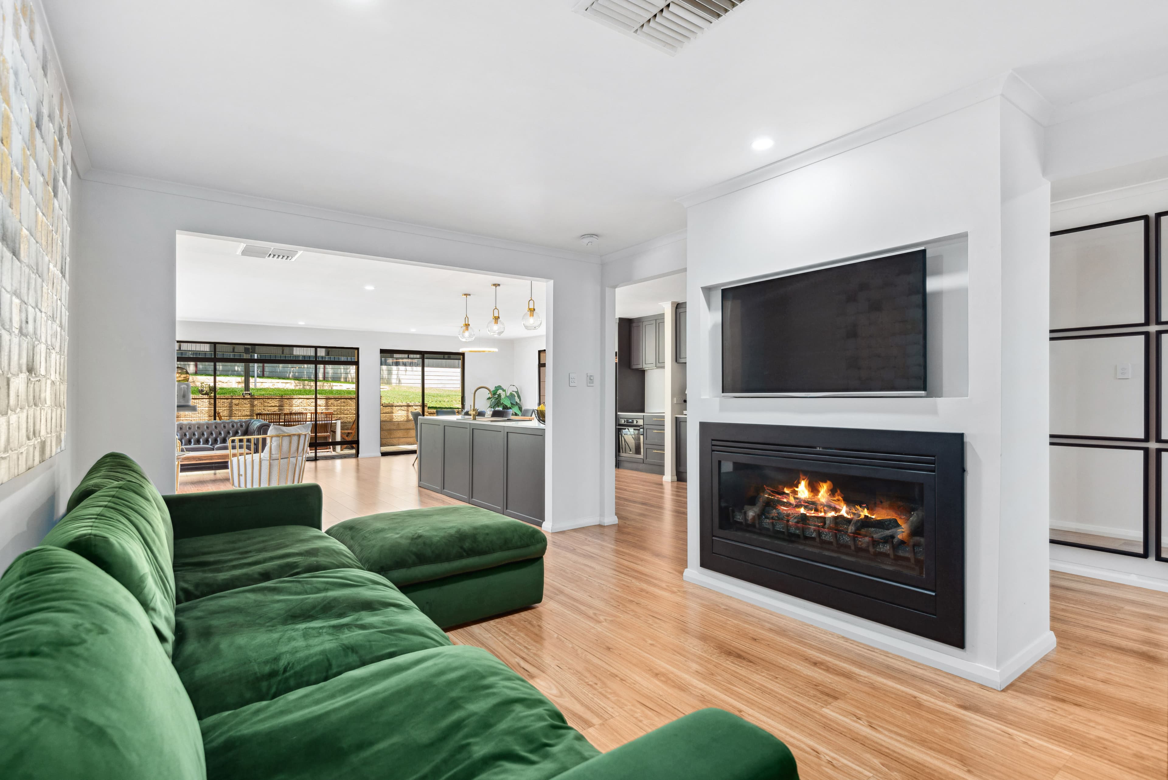 6 Goss Road, Aberfoyle Park SA 5159, Aberfoyle Park - Thumbnail 3