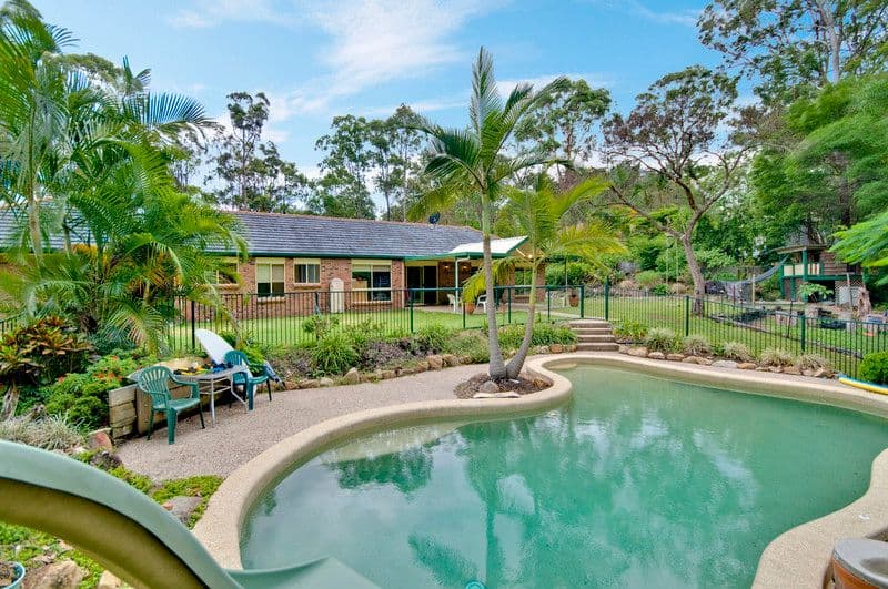6 Cornwall Drive, ELANORA QLD 4221, Elanora - Image 1