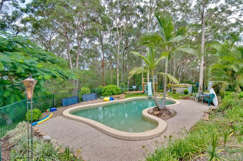 6 Cornwall Drive, ELANORA QLD 4221, Elanora - Thumbnail 5