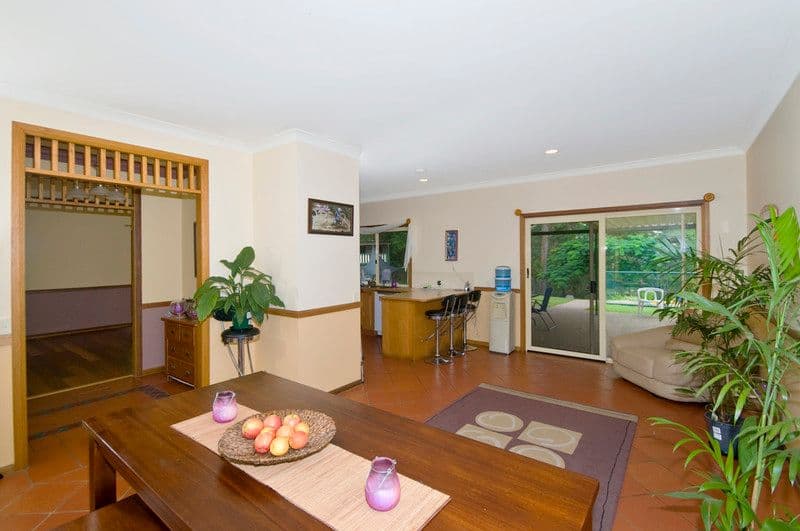 6 Cornwall Drive, ELANORA QLD 4221, Elanora - Thumbnail 7