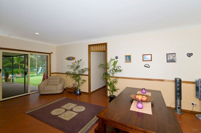 6 Cornwall Drive, ELANORA QLD 4221, Elanora - Thumbnail 8