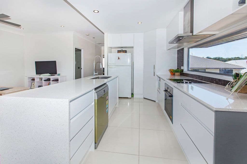 2 Neroli Drive, Springfield Lakes QLD 4300, Springfield Lakes - Thumbnail 3