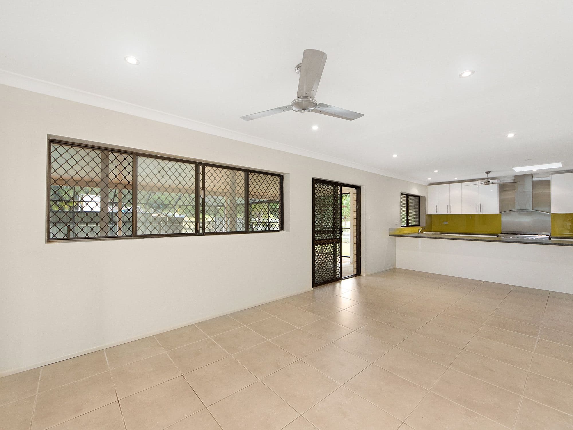 35 Riversdale Road, Oxenford QLD 4210, Oxenford - Thumbnail 6