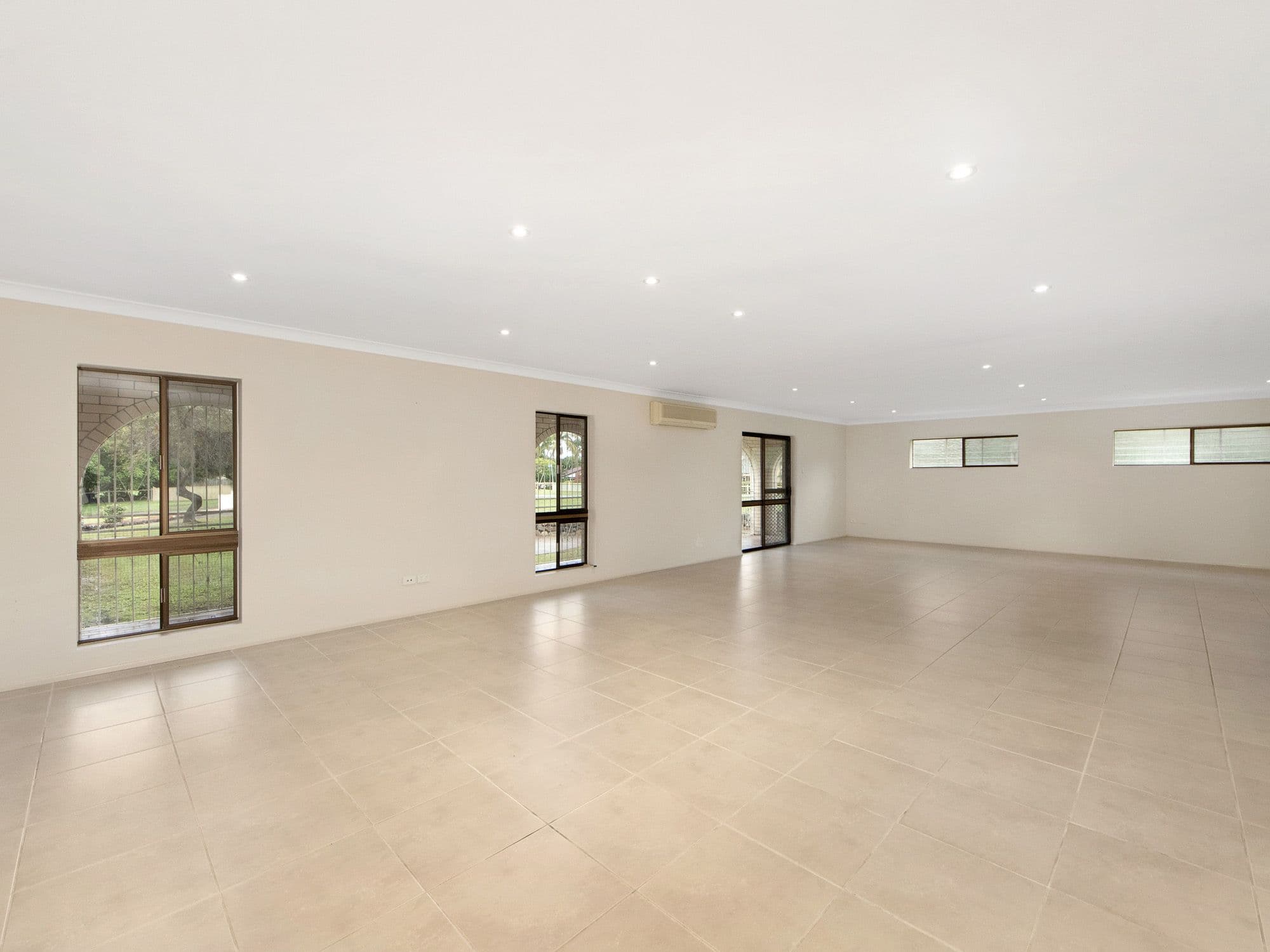 35 Riversdale Road, Oxenford QLD 4210, Oxenford - Thumbnail 7