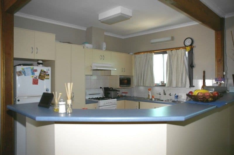 120 Pyap Street, RENMARK SA 5341, Renmark - Thumbnail 2