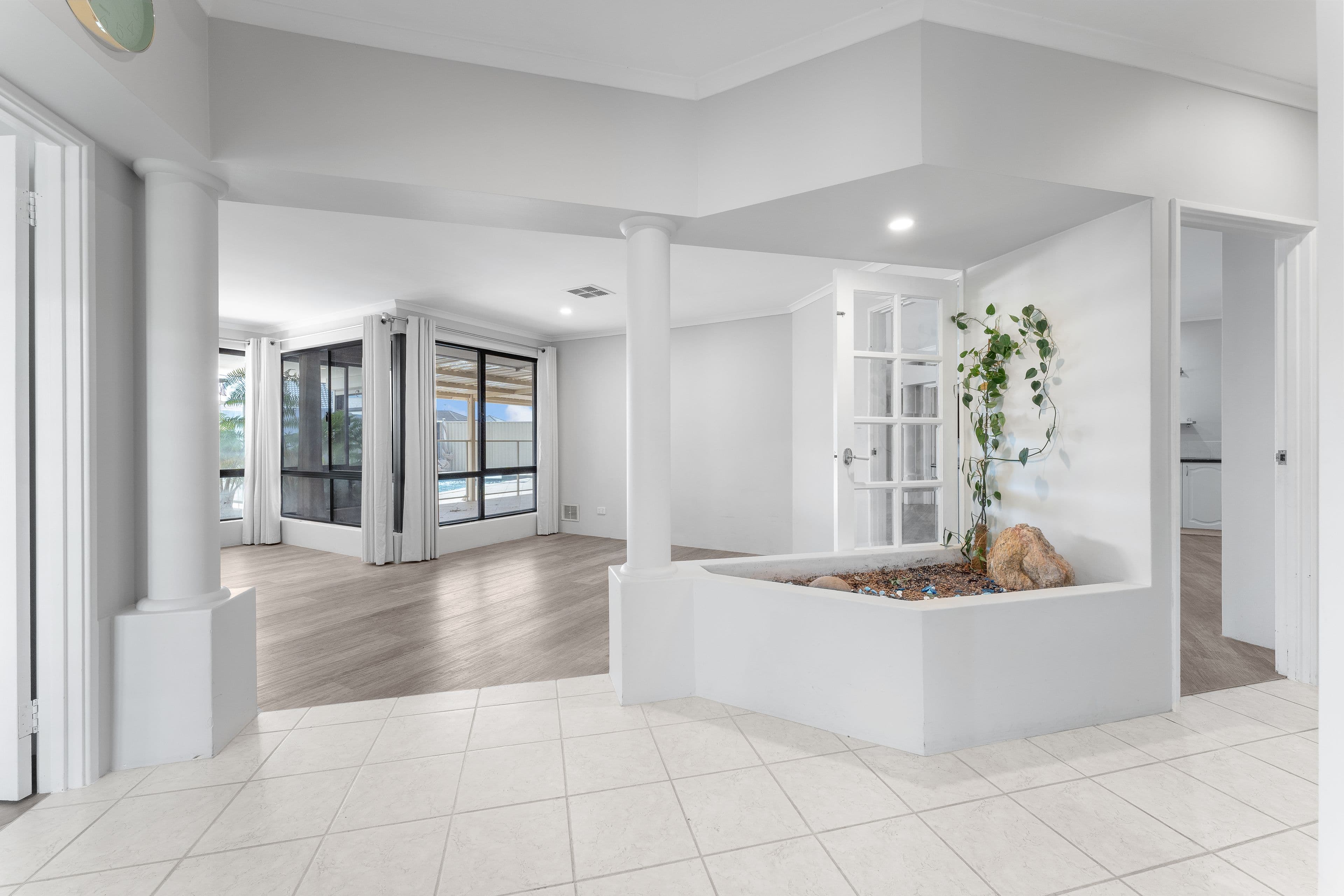 32 Madras Crescent, Port Kennedy WA 6172, Port Kennedy - Thumbnail 2