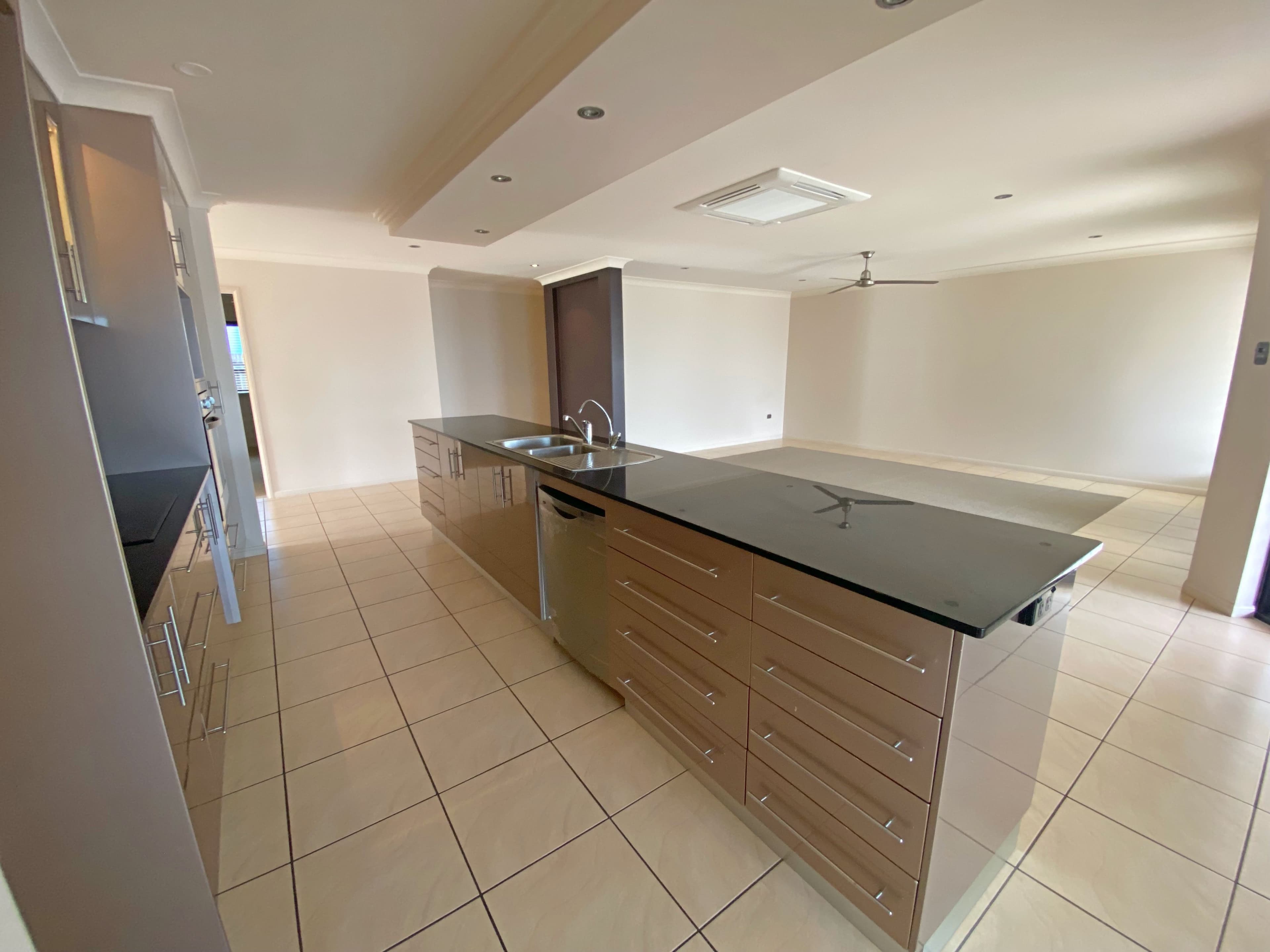 44 Brooksfield Drive, Sarina Beach QLD 4737, Sarina Beach - Thumbnail 6