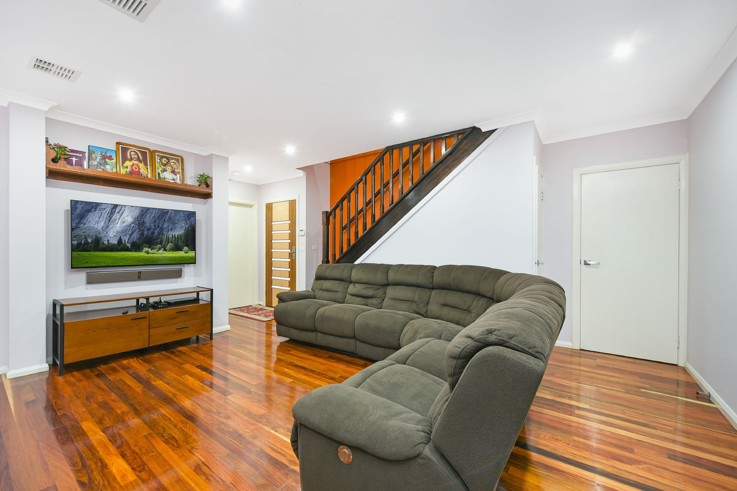 11 Alward Avenue, Clayton South VIC 3169, Clayton South - Thumbnail 3