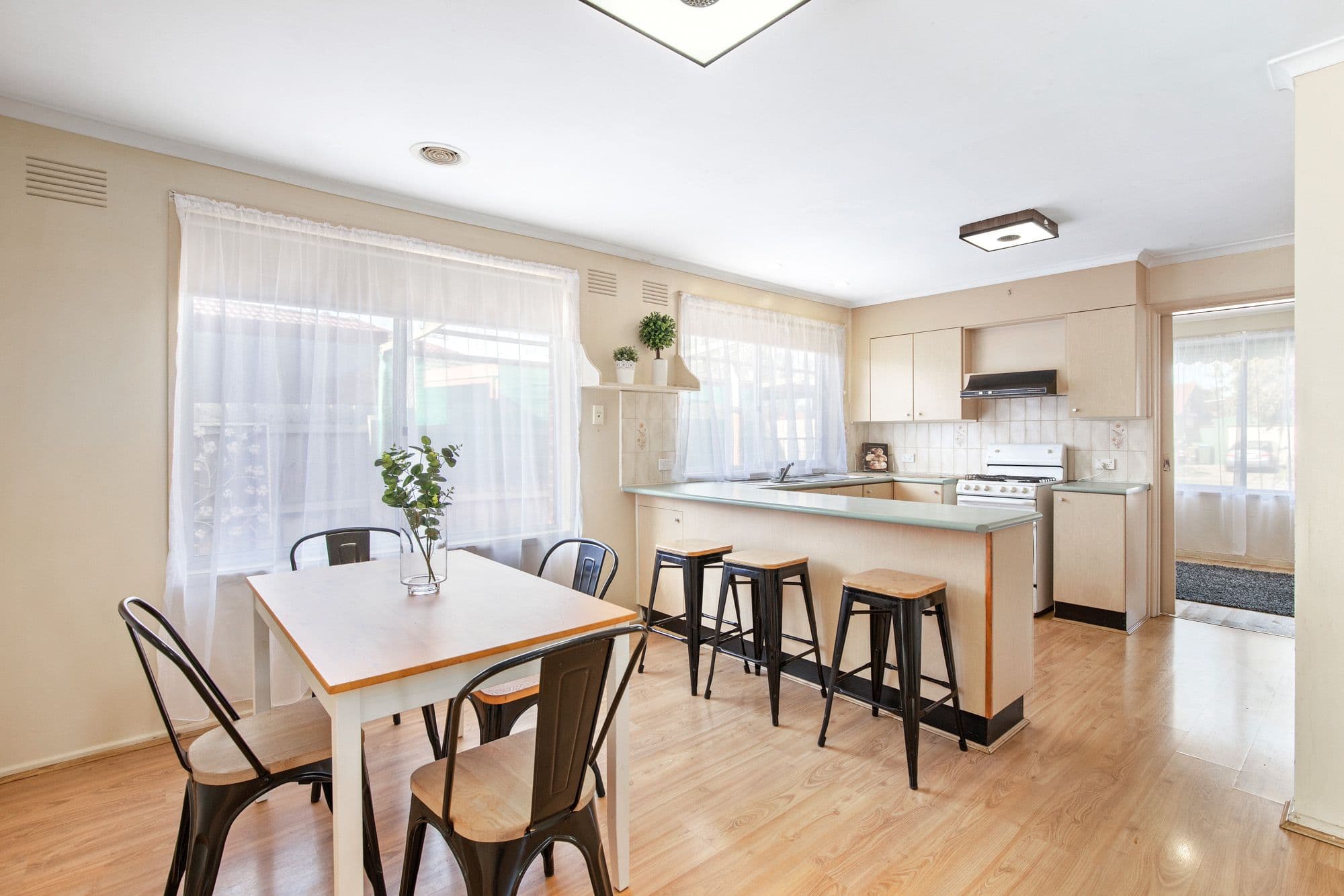 4 Parramatta Road, Werribee VIC 3030, Werribee - Thumbnail 4