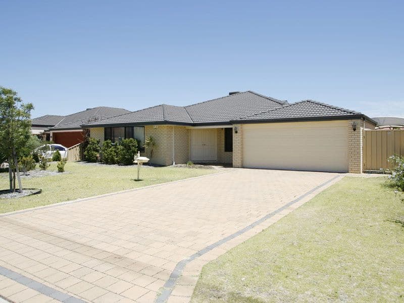 17 Packenham Promenade, CANNING VALE WA 6155, Canning Vale - Thumbnail 2