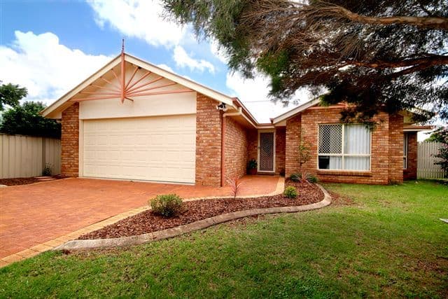 3 Dahlia Court, MIDDLE RIDGE QLD 4350, Middle Ridge - Image 1