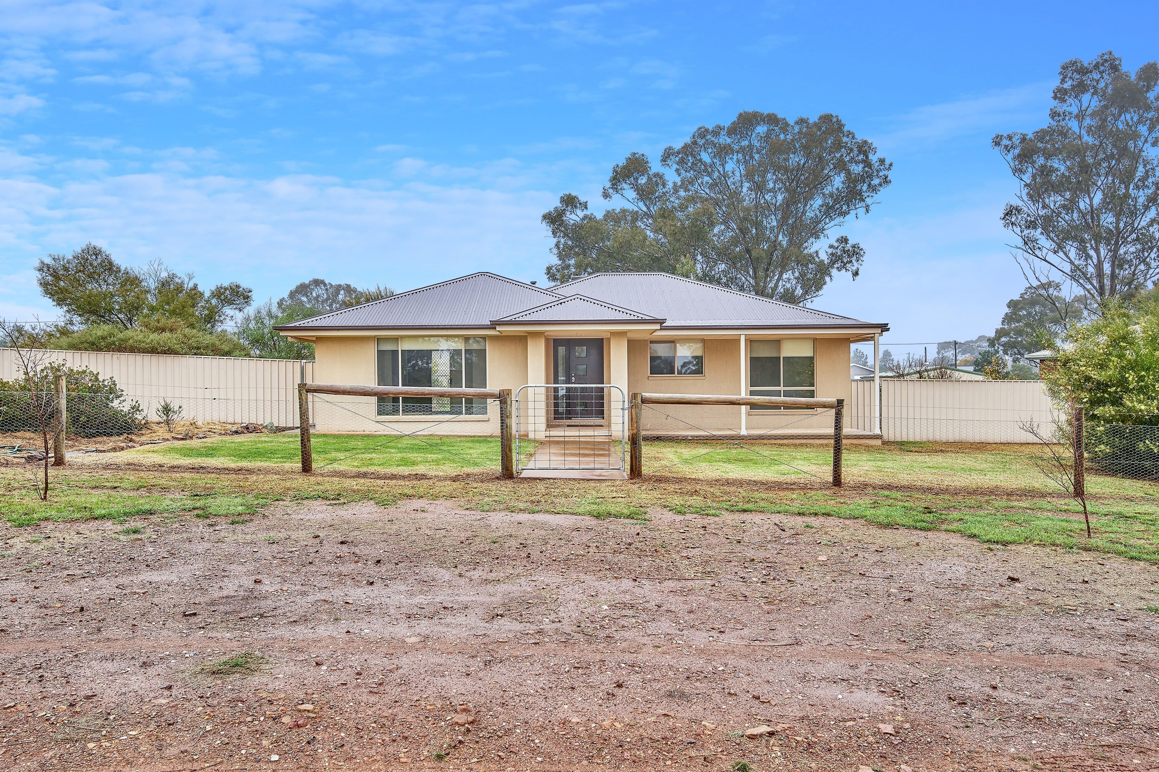 13-15 Methul Street, Coolamon NSW 2701, Coolamon - Image 1