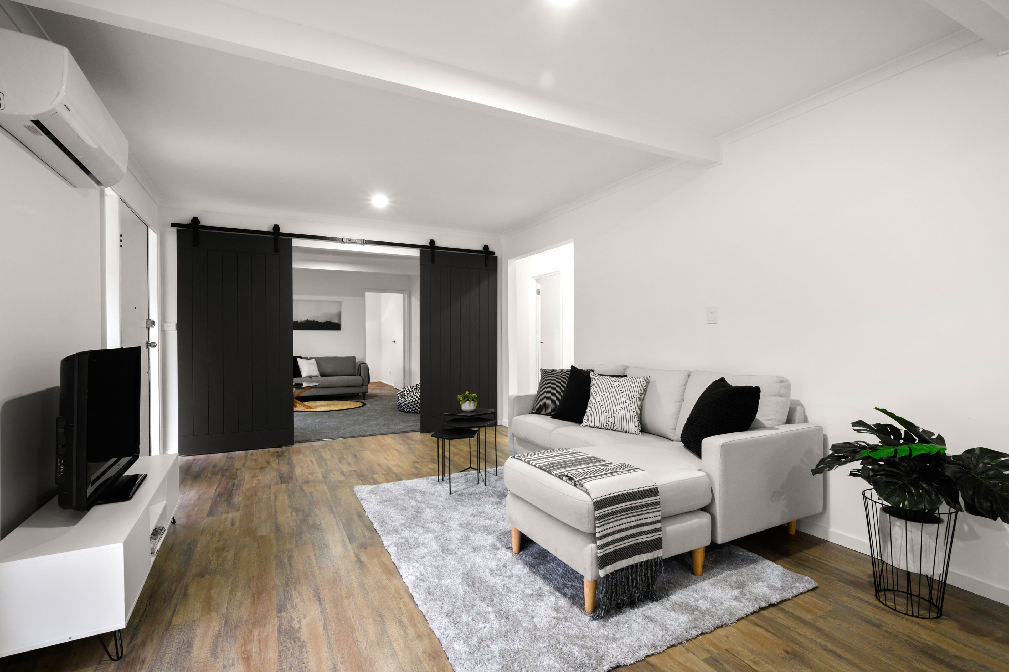 289 Kaitlers Road, Lavington NSW 2641, Lavington - Thumbnail 2