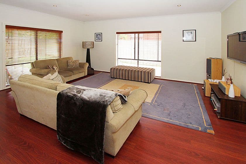 21 Community Crescent, SOUTH MORANG VIC 3752, South Morang - Thumbnail 5
