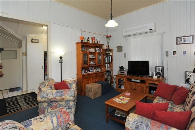 4 Claire-Lee Crescent, KINGSTHORPE QLD 4400, Kingsthorpe - Thumbnail 4