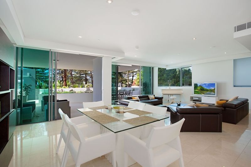106-108 The Esplanade, Burleigh Heads QLD 4220, Burleigh Heads - Thumbnail 3