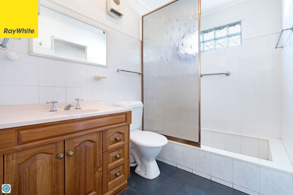 76 Ranchby Avenue, Lake Heights NSW 2502, Lake Heights - Thumbnail 5