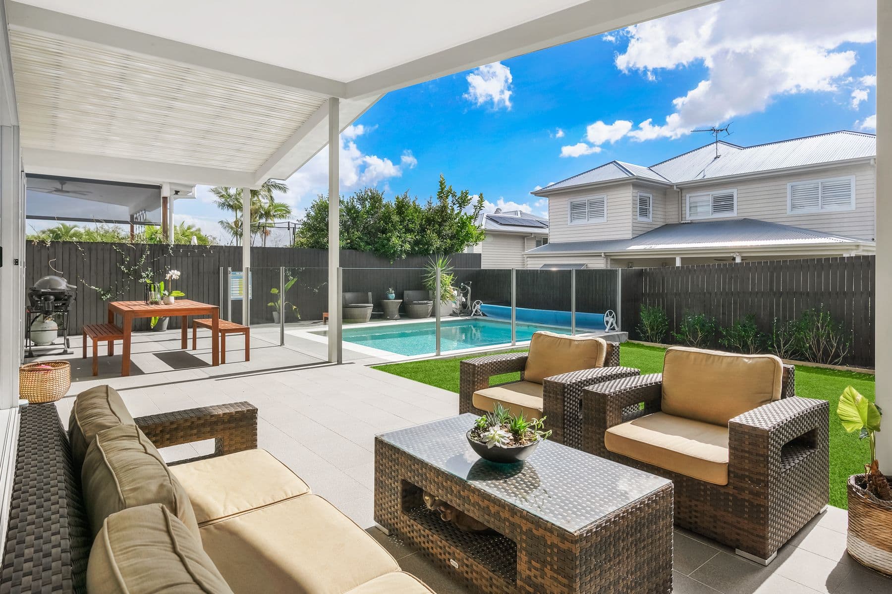 18 Thirteenth Avenue, Kedron QLD 4031, Kedron - Thumbnail 2
