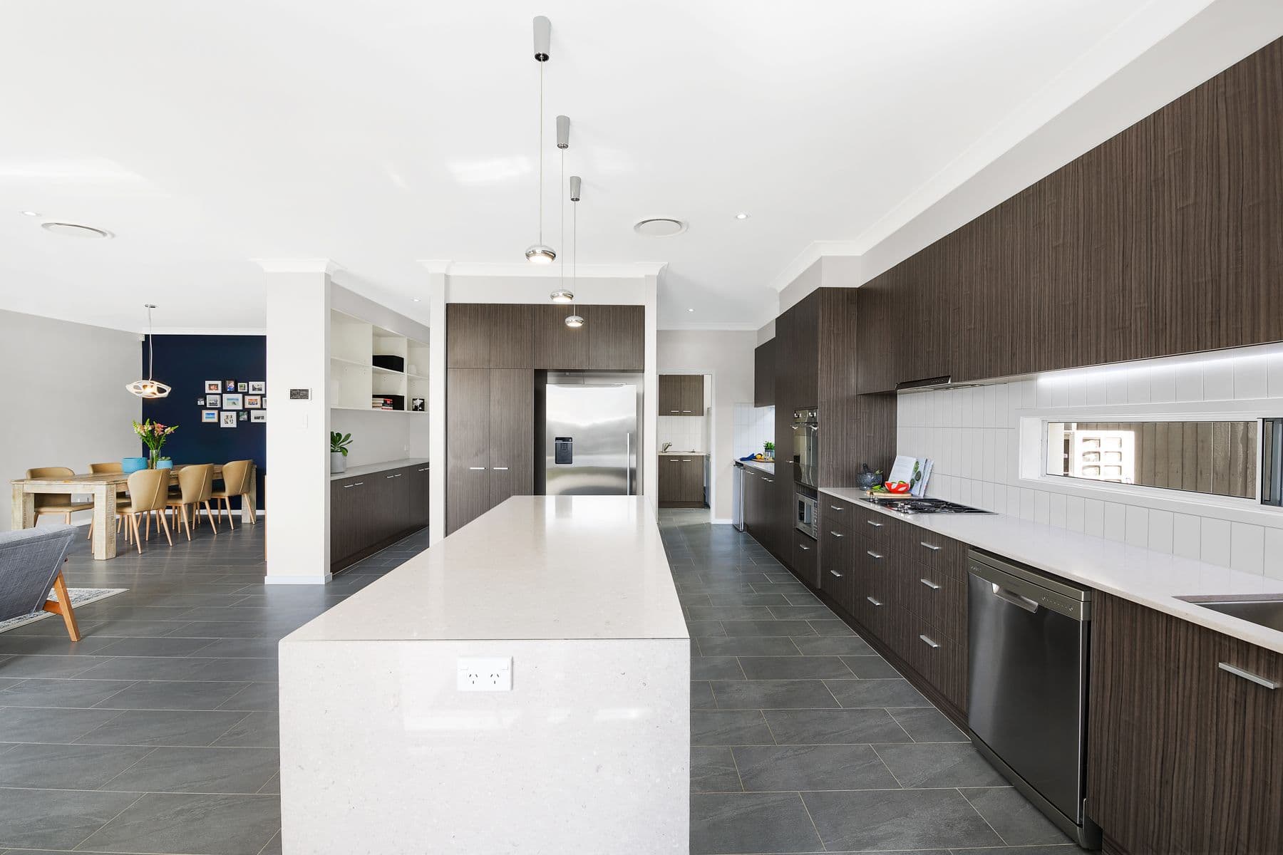 18 Thirteenth Avenue, Kedron QLD 4031, Kedron - Thumbnail 8