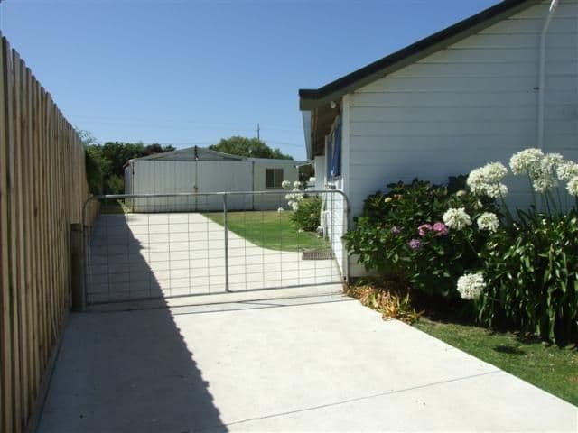 35 Phillip Island Road, NEWHAVEN VIC 3925, Newhaven - Thumbnail 3