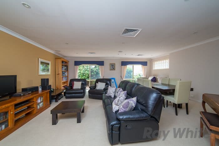 11 Smokebush Place, Garden Suburb NSW 2289, Garden Suburb - Thumbnail 2