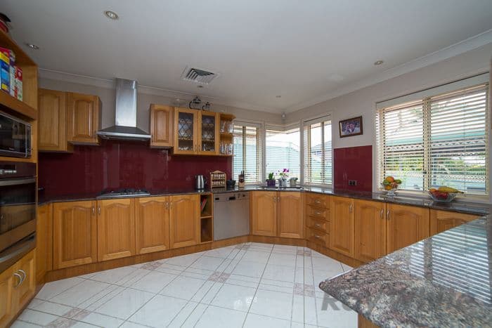 11 Smokebush Place, Garden Suburb NSW 2289, Garden Suburb - Thumbnail 4