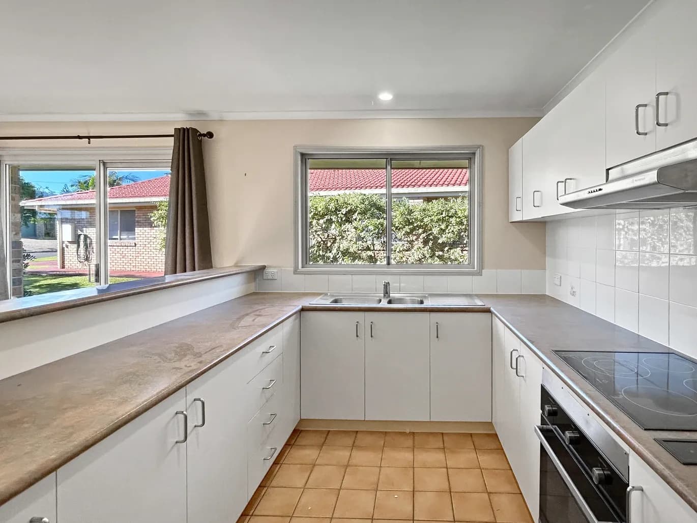 4 Turnberry Court, Nambour QLD 4560, Nambour - Thumbnail 2