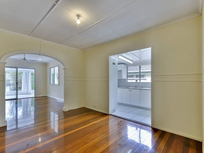 28 Bromar Street, THE GAP QLD 4061, The Gap - Thumbnail 3