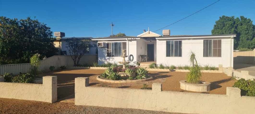 87 Williamson Street, Three Springs WA 6519, Three Springs - Thumbnail 2