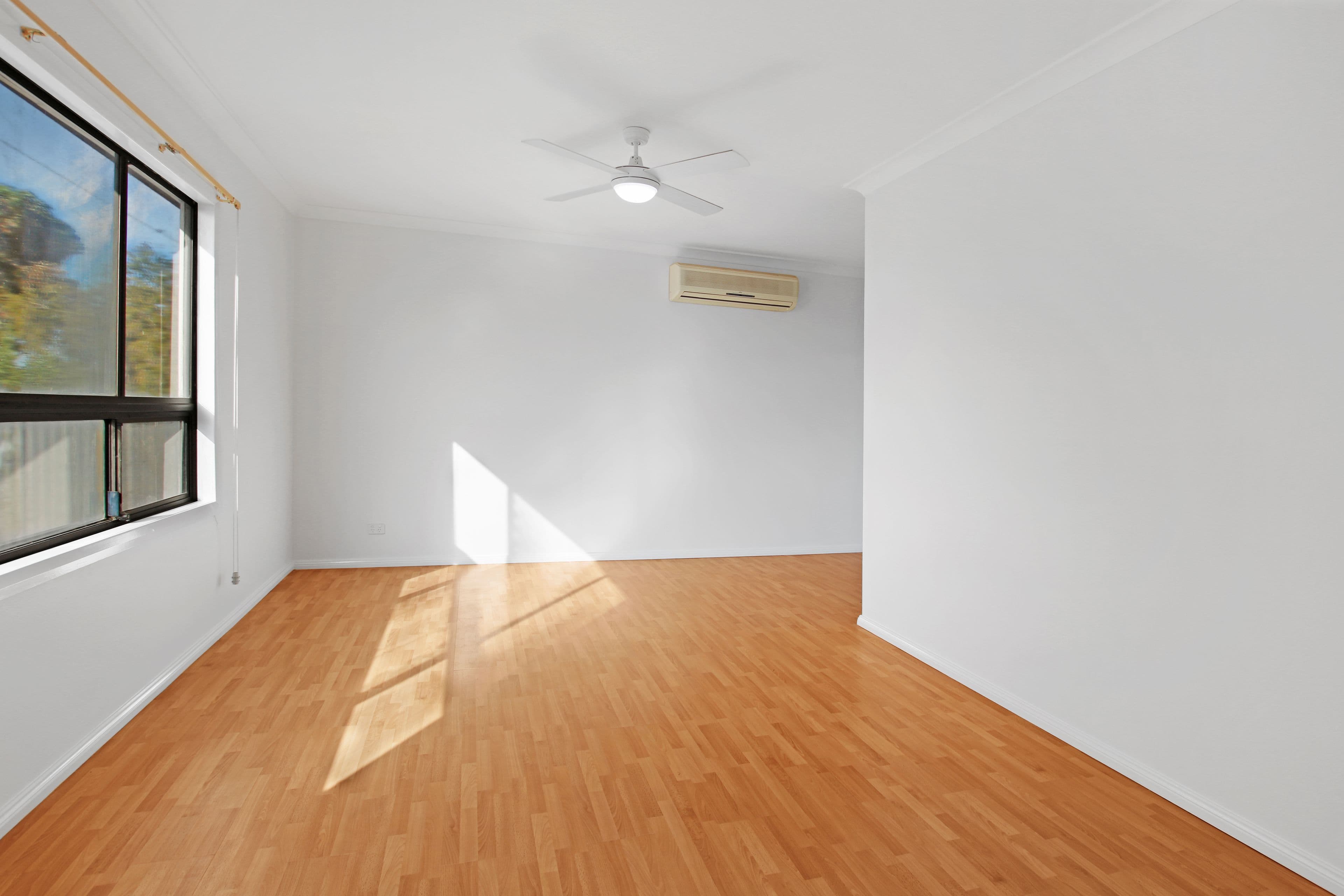 4 Isaacson Street, Golden Heights SA 5322, Golden Heights - Thumbnail 3