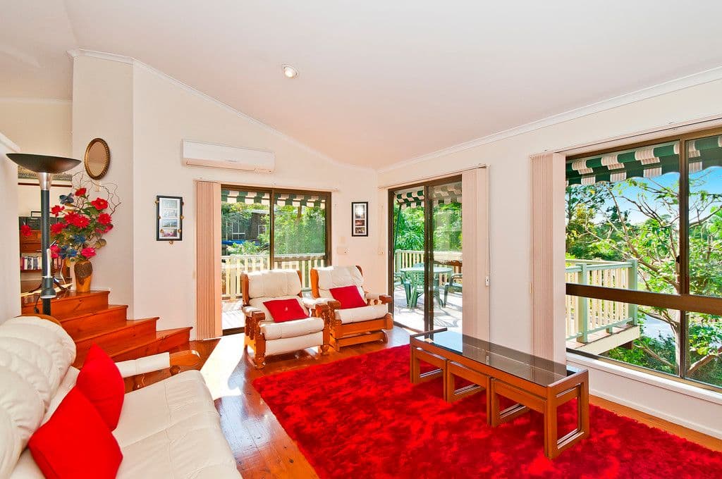 8 Jarrahdale Drive, ELANORA QLD 4221, Elanora - Image 1