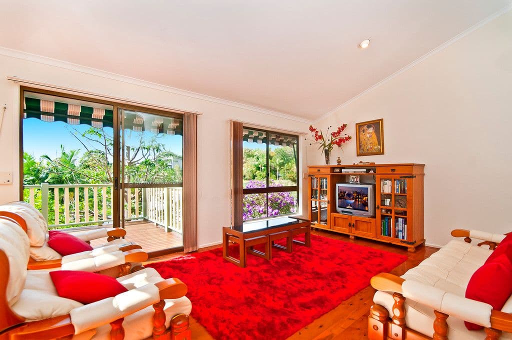 8 Jarrahdale Drive, ELANORA QLD 4221, Elanora - Thumbnail 5