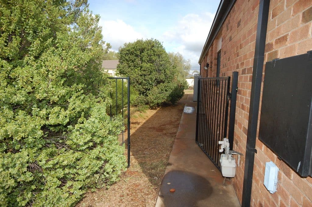 4 Dussin Street, Griffith NSW 2680, Griffith - Thumbnail 4