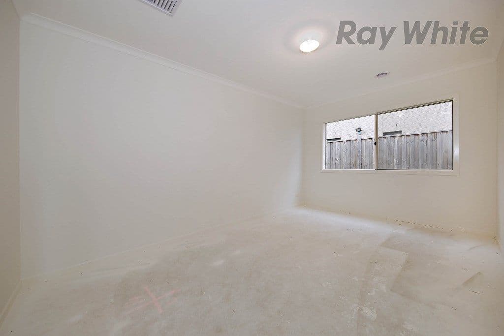 11 Fireside Avenue, Point Cook VIC 3030, Point Cook - Thumbnail 8