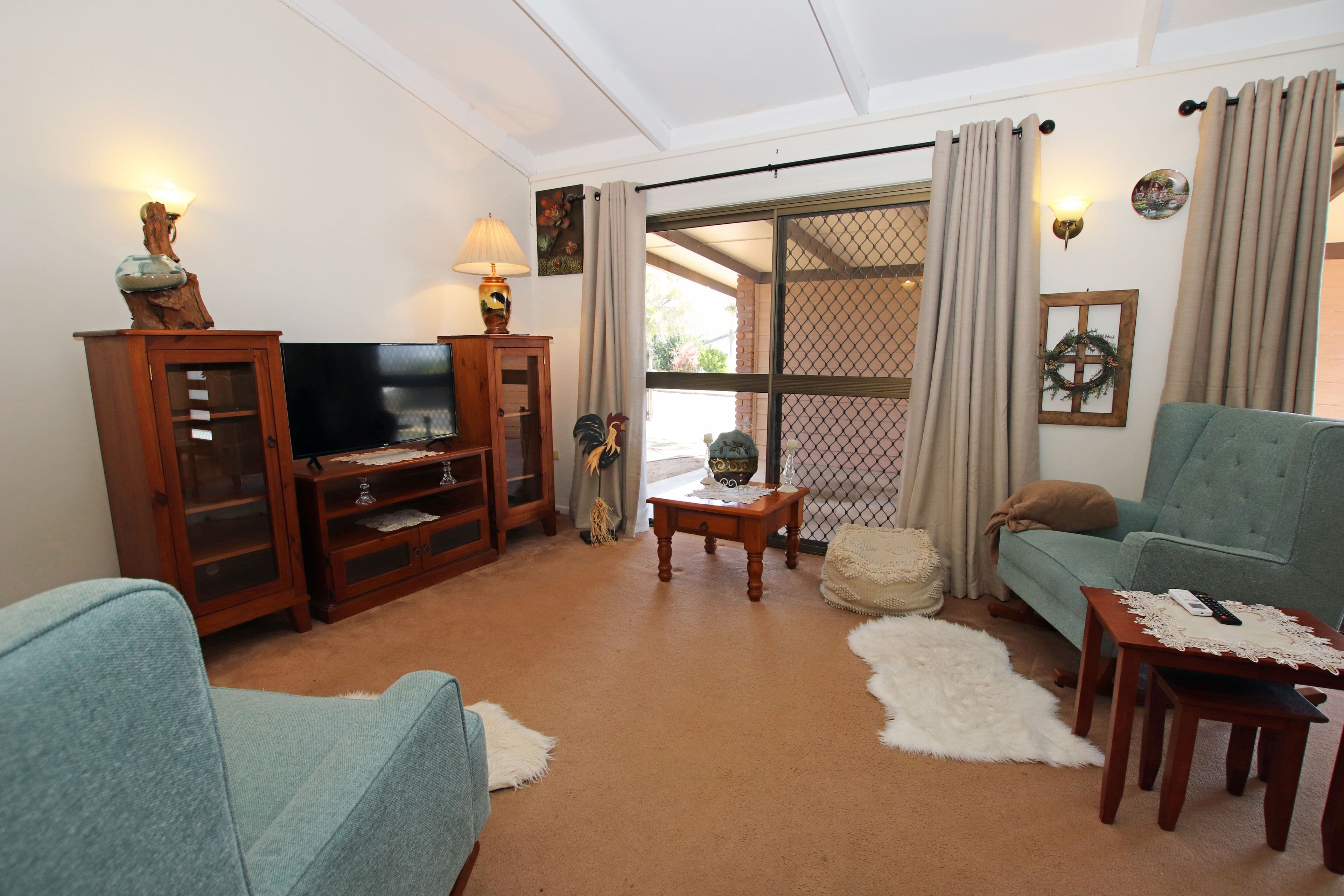 9 Lawrence Street, Biloela QLD 4715, Biloela - Thumbnail 2