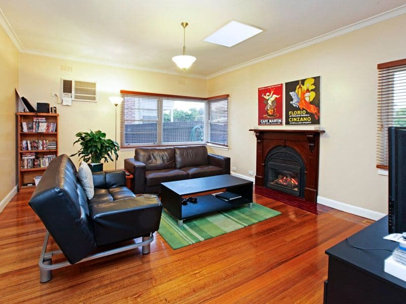 147  West Fyans Street, NEWTOWN VIC 3220, Newtown - Thumbnail 2