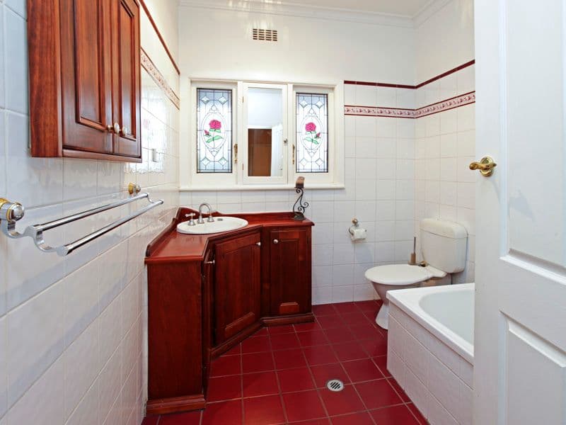 147  West Fyans Street, NEWTOWN VIC 3220, Newtown - Thumbnail 5