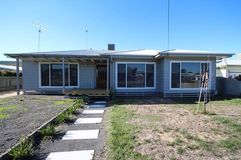 11 Glancy Street, Horsham VIC 3400, Horsham - Image 1