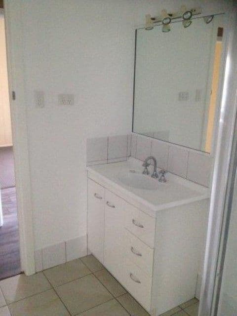 6 Hasted Street, Roma QLD 4455, Roma - Thumbnail 3