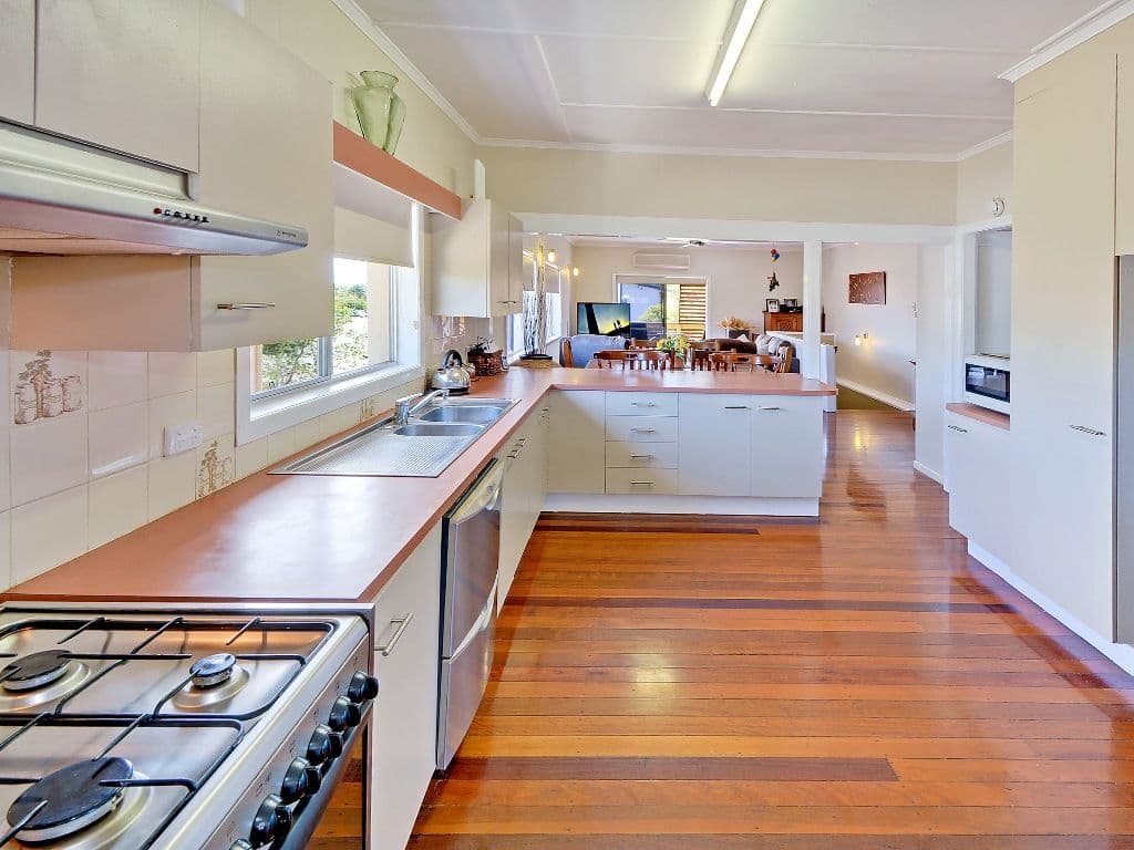 13 Minchinton Street, Caloundra QLD 4551, Caloundra - Thumbnail 5