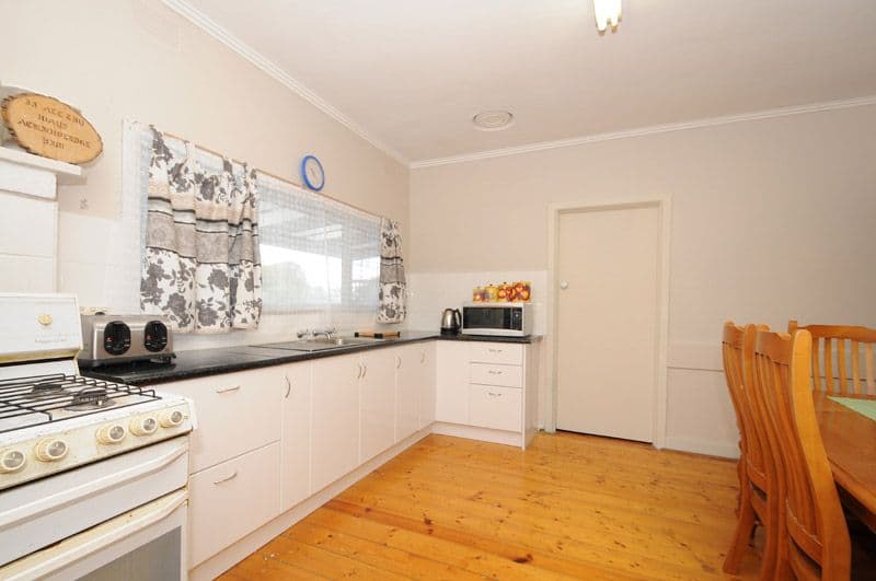 36 Dorset Road, FERNTREE GULLY VIC 3156, Ferntree Gully - Thumbnail 5